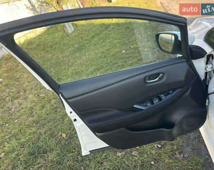 Ниссан Лиф, объемом двигателя 0 л и пробегом 132 тыс. км за 12200 $, фото 54 на Automoto.ua