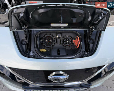 Ниссан Лиф, объемом двигателя 0 л и пробегом 56 тыс. км за 12500 $, фото 16 на Automoto.ua