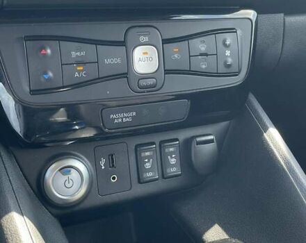 Ниссан Лиф, объемом двигателя 0 л и пробегом 120 тыс. км за 11900 $, фото 2 на Automoto.ua