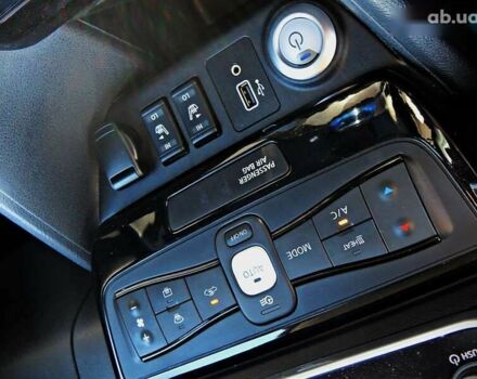 Ниссан Лиф, объемом двигателя 0 л и пробегом 93 тыс. км за 14950 $, фото 12 на Automoto.ua