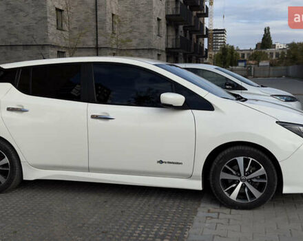 Ниссан Лиф, объемом двигателя 0 л и пробегом 92 тыс. км за 12900 $, фото 7 на Automoto.ua