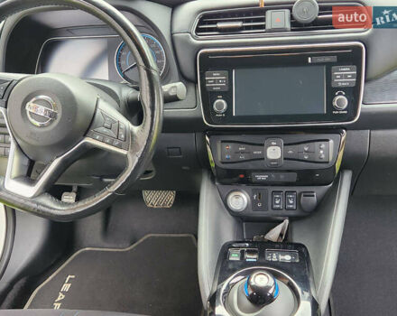 Ниссан Лиф, объемом двигателя 0 л и пробегом 92 тыс. км за 12900 $, фото 24 на Automoto.ua