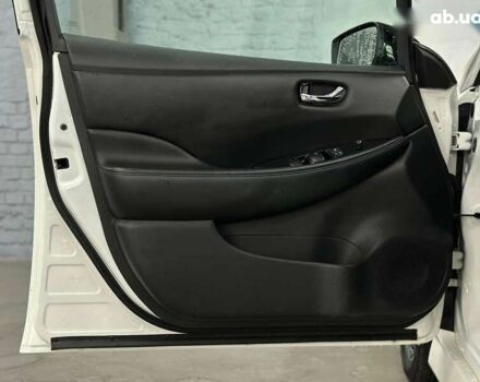 Ниссан Лиф, объемом двигателя 0 л и пробегом 56 тыс. км за 13500 $, фото 1 на Automoto.ua