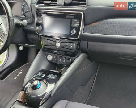 Ниссан Лиф, объемом двигателя 0 л и пробегом 92 тыс. км за 12900 $, фото 21 на Automoto.ua
