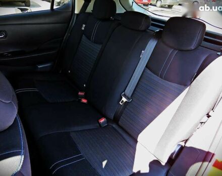 Ниссан Лиф, объемом двигателя 0 л и пробегом 93 тыс. км за 14950 $, фото 15 на Automoto.ua