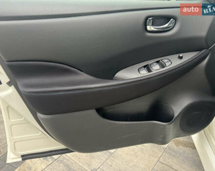 Ніссан Ліф, об'ємом двигуна 0 л та пробігом 32 тис. км за 13999 $, фото 27 на Automoto.ua