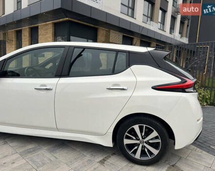 Ніссан Ліф, об'ємом двигуна 0 л та пробігом 32 тис. км за 13999 $, фото 10 на Automoto.ua