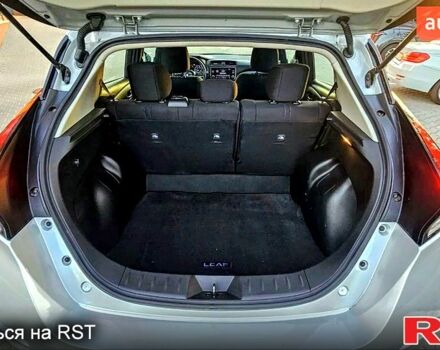 Ниссан Лиф, объемом двигателя 0.11 л и пробегом 98 тыс. км за 14000 $, фото 6 на Automoto.ua