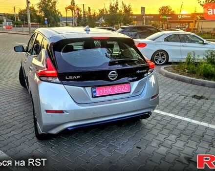 Ниссан Лиф, объемом двигателя 0.11 л и пробегом 98 тыс. км за 14000 $, фото 11 на Automoto.ua