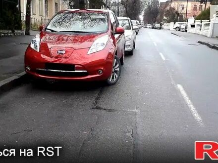 Ниссан Лиф, объемом двигателя 80 л и пробегом 110 тыс. км за 7200 $, фото 1 на Automoto.ua