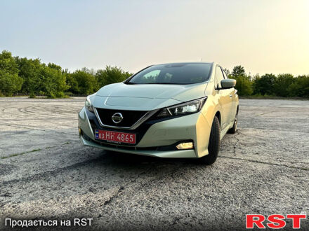 Ниссан Лиф, объемом двигателя 0.11 л и пробегом 136 тыс. км за 11800 $, фото 1 на Automoto.ua