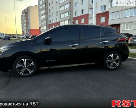 Ниссан Лиф, объемом двигателя 0.11 л и пробегом 127 тыс. км за 14000 $, фото 1 на Automoto.ua