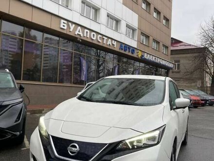 Ніссан Ліф 2019 у Києві на Automoto.ua Ніссан Ліф, об'ємом двигуна 0 л та пробігом 65 тис. км за 13599 $, фото 1 на Automoto.ua