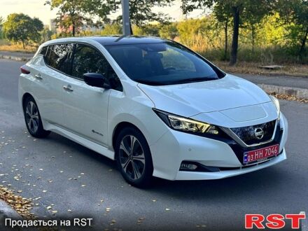 Ниссан Лиф, объемом двигателя 0.11 л и пробегом 112 тыс. км за 12999 $, фото 1 на Automoto.ua