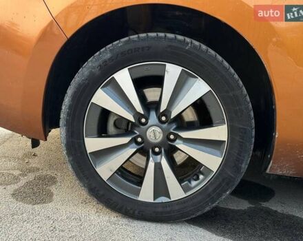 Желтый Ниссан Лиф, объемом двигателя 0 л и пробегом 182 тыс. км за 7000 $, фото 14 на Automoto.ua