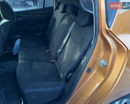 Желтый Ниссан Лиф, объемом двигателя 0 л и пробегом 182 тыс. км за 7000 $, фото 26 на Automoto.ua