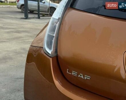 Желтый Ниссан Лиф, объемом двигателя 0 л и пробегом 182 тыс. км за 7000 $, фото 9 на Automoto.ua