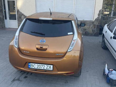 Жовтий Ніссан Ліф, об'ємом двигуна 0 л та пробігом 179 тис. км за 8500 $, фото 1 на Automoto.ua