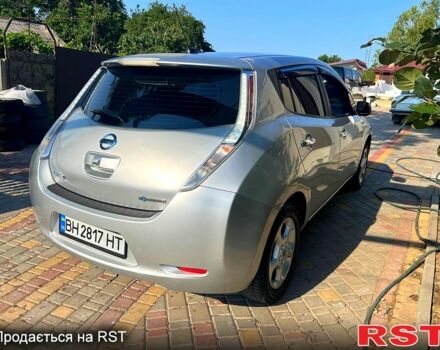 Серый Ниссан Лиф, объемом двигателя 0 л и пробегом 88 тыс. км за 5700 $, фото 1 на Automoto.ua