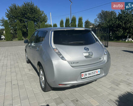 Сірий Ніссан Ліф, об'ємом двигуна 0 л та пробігом 132 тис. км за 5500 $, фото 8 на Automoto.ua