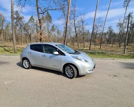 Серый Ниссан Лиф, объемом двигателя 0 л и пробегом 170 тыс. км за 8000 $, фото 2 на Automoto.ua