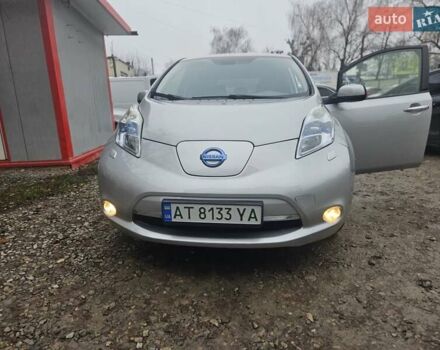 Серый Ниссан Лиф, объемом двигателя 0 л и пробегом 140 тыс. км за 4500 $, фото 13 на Automoto.ua
