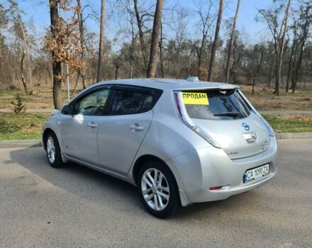 Серый Ниссан Лиф, объемом двигателя 0 л и пробегом 170 тыс. км за 8000 $, фото 8 на Automoto.ua