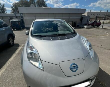 Серый Ниссан Лиф, объемом двигателя 1.6 л и пробегом 107 тыс. км за 5600 $, фото 2 на Automoto.ua