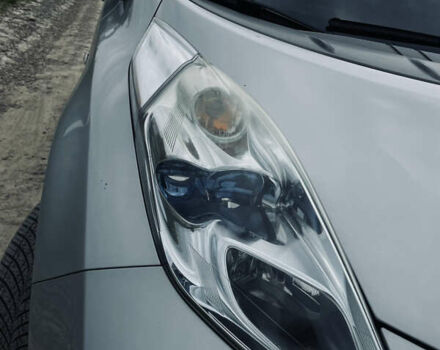 Сірий Ніссан Ліф, об'ємом двигуна 0 л та пробігом 160 тис. км за 4999 $, фото 6 на Automoto.ua