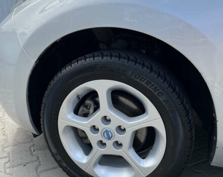 Серый Ниссан Лиф, объемом двигателя 0 л и пробегом 99 тыс. км за 9600 $, фото 7 на Automoto.ua