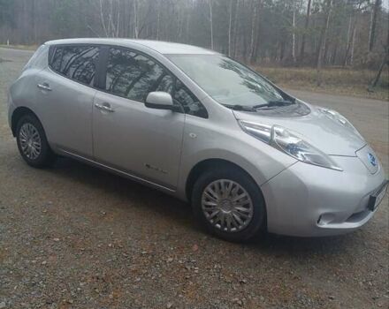 Серый Ниссан Лиф, объемом двигателя 0 л и пробегом 118 тыс. км за 5000 $, фото 6 на Automoto.ua