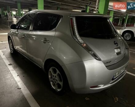 Серый Ниссан Лиф, объемом двигателя 0 л и пробегом 101 тыс. км за 4500 $, фото 14 на Automoto.ua