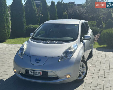 Сірий Ніссан Ліф, об'ємом двигуна 0 л та пробігом 132 тис. км за 5500 $, фото 4 на Automoto.ua