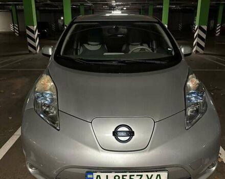 Серый Ниссан Лиф, объемом двигателя 0 л и пробегом 101 тыс. км за 4500 $, фото 2 на Automoto.ua