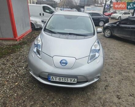 Серый Ниссан Лиф, объемом двигателя 0 л и пробегом 140 тыс. км за 4500 $, фото 18 на Automoto.ua