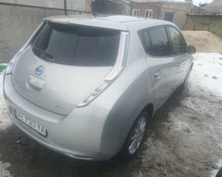 Серый Ниссан Лиф, объемом двигателя 0 л и пробегом 71 тыс. км за 6100 $, фото 3 на Automoto.ua