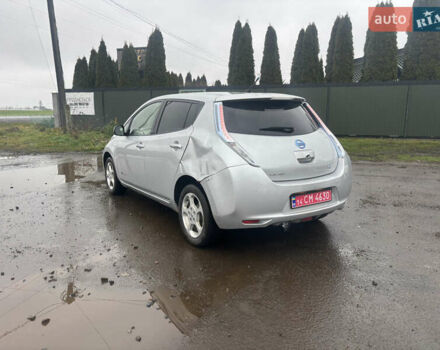 Сірий Ніссан Ліф, об'ємом двигуна 0 л та пробігом 99 тис. км за 3950 $, фото 6 на Automoto.ua