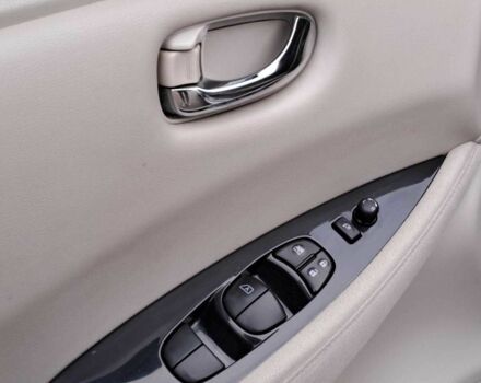 Серый Ниссан Лиф, объемом двигателя 0 л и пробегом 144 тыс. км за 5990 $, фото 11 на Automoto.ua