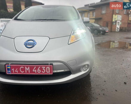 Сірий Ніссан Ліф, об'ємом двигуна 0 л та пробігом 99 тис. км за 3950 $, фото 11 на Automoto.ua