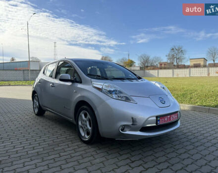 Серый Ниссан Лиф, объемом двигателя 0 л и пробегом 153 тыс. км за 3999 $, фото 2 на Automoto.ua