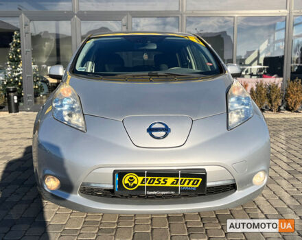 Ниссан Лиф 2012 в Мукачеве на Automoto.ua Серый Ниссан Лиф, объемом двигателя 24 л и пробегом 103 тыс. км за 6200 $, фото 1 на Automoto.ua