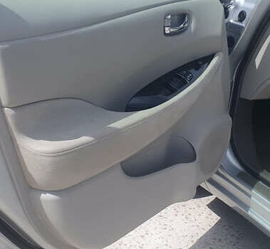 Сірий Ніссан Ліф, об'ємом двигуна 0 л та пробігом 160 тис. км за 8700 $, фото 12 на Automoto.ua