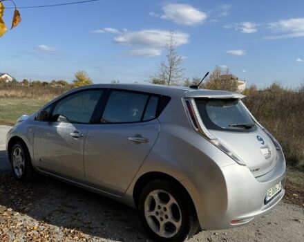 Сірий Ніссан Ліф, об'ємом двигуна 0 л та пробігом 115 тис. км за 5100 $, фото 4 на Automoto.ua