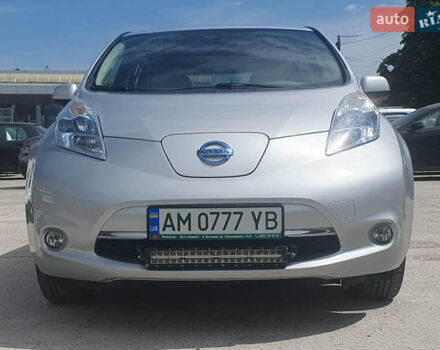 Сірий Ніссан Ліф, об'ємом двигуна 0 л та пробігом 160 тис. км за 8700 $, фото 1 на Automoto.ua