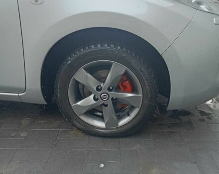 Сірий Ніссан Ліф, об'ємом двигуна 0 л та пробігом 130 тис. км за 4400 $, фото 5 на Automoto.ua
