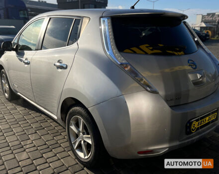 Ниссан Лиф 2012 в Мукачеве на Automoto.ua Серый Ниссан Лиф, объемом двигателя 24 л и пробегом 103 тыс. км за 6200 $, фото 4 на Automoto.ua