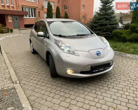 Сірий Ніссан Ліф, об'ємом двигуна 0 л та пробігом 118 тис. км за 5500 $, фото 21 на Automoto.ua