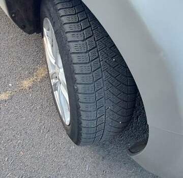 Серый Ниссан Лиф, объемом двигателя 0 л и пробегом 105 тыс. км за 5000 $, фото 6 на Automoto.ua