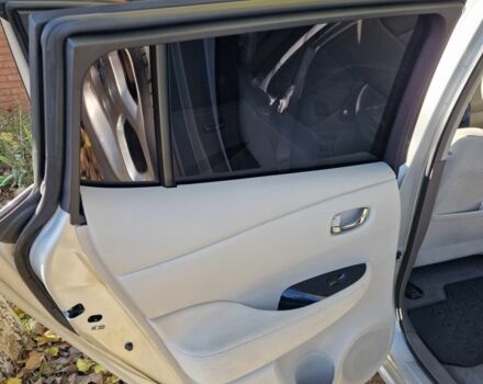 Серый Ниссан Лиф, объемом двигателя 0 л и пробегом 142 тыс. км за 5500 $, фото 10 на Automoto.ua