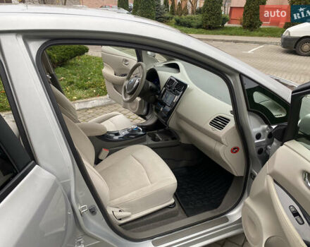 Сірий Ніссан Ліф, об'ємом двигуна 0 л та пробігом 118 тис. км за 5500 $, фото 11 на Automoto.ua